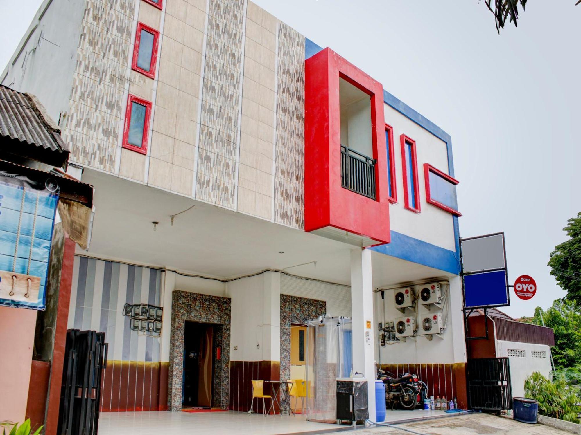 Oyo 3855 Homestay Semata Wayang Syariah Banjarbaru Екстериор снимка