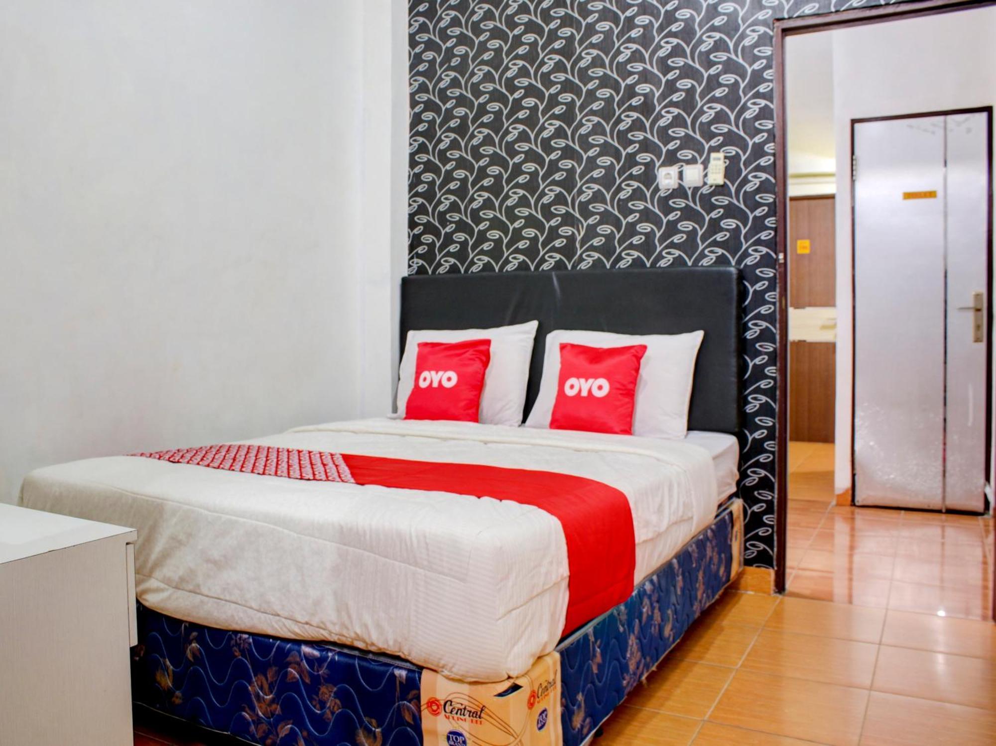Oyo 3855 Homestay Semata Wayang Syariah Banjarbaru Екстериор снимка